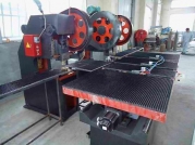 數(shù)控沖孔機(jī)